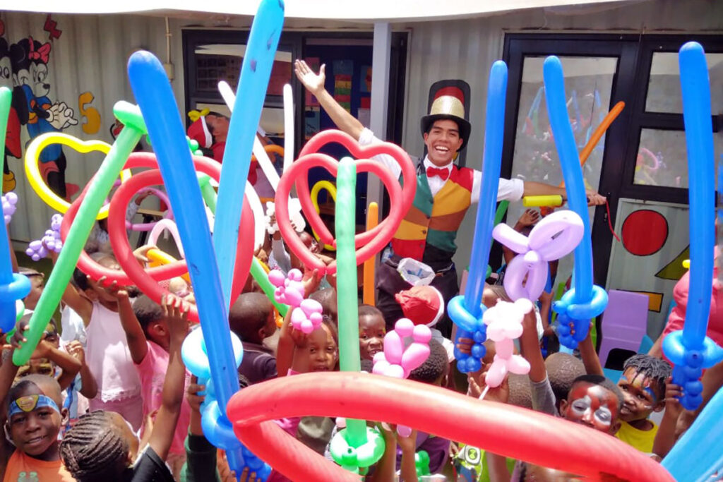 Main photo — Balloon Sculpting